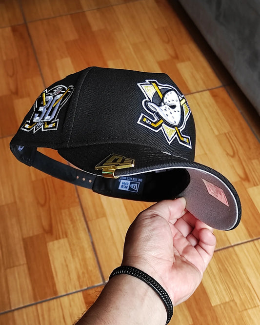 New Era Anaheim Ducks 30th Anniversary Black Classic 9Forty A Frame Snapback