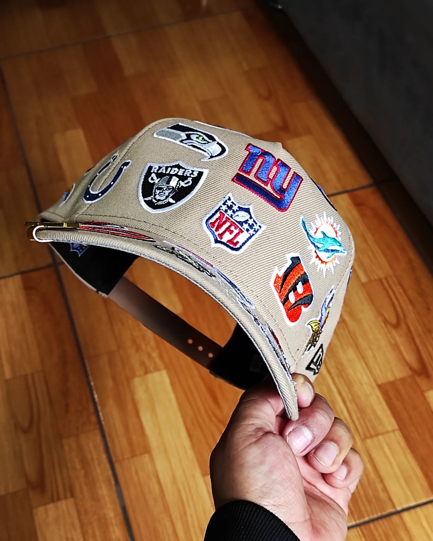 New Era NFL 'All Over 'Camel edition 9FORTY A-Frame Snapback