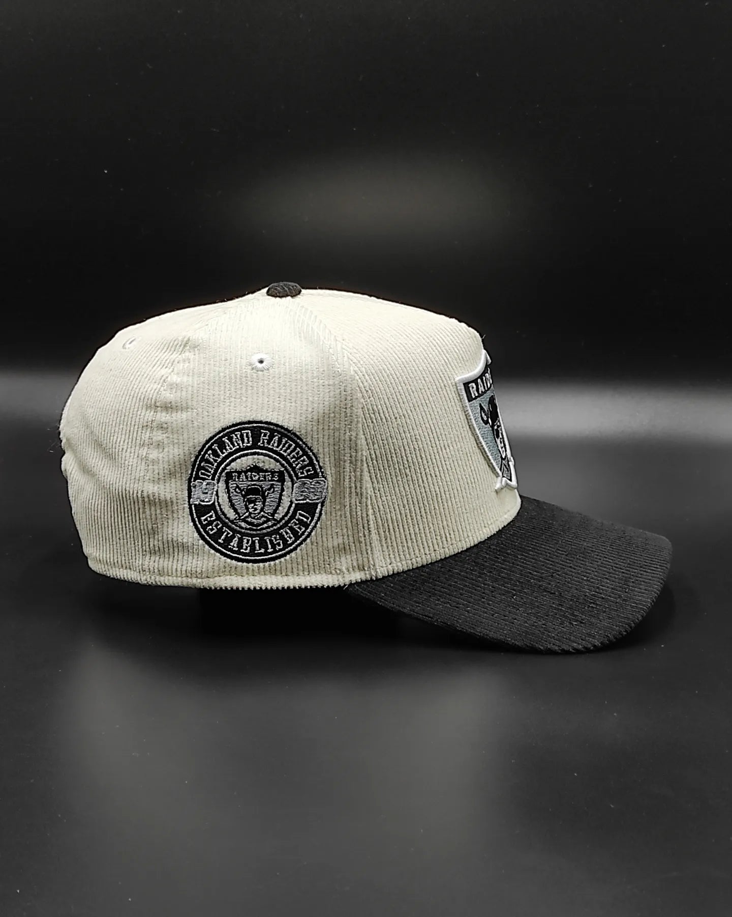 New Era Las Vegas Raiders 2 tonos Corduroy 9 forty aframe 🔲