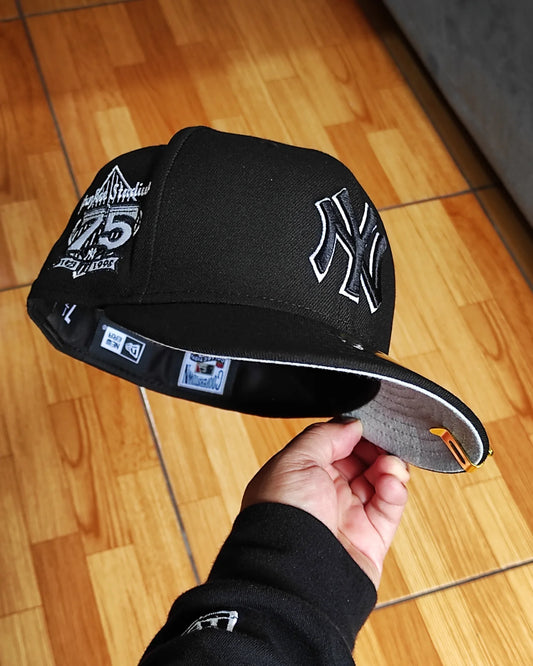 New Era New York Yankees  stadium 75 aniversario black  59 fifty fitted