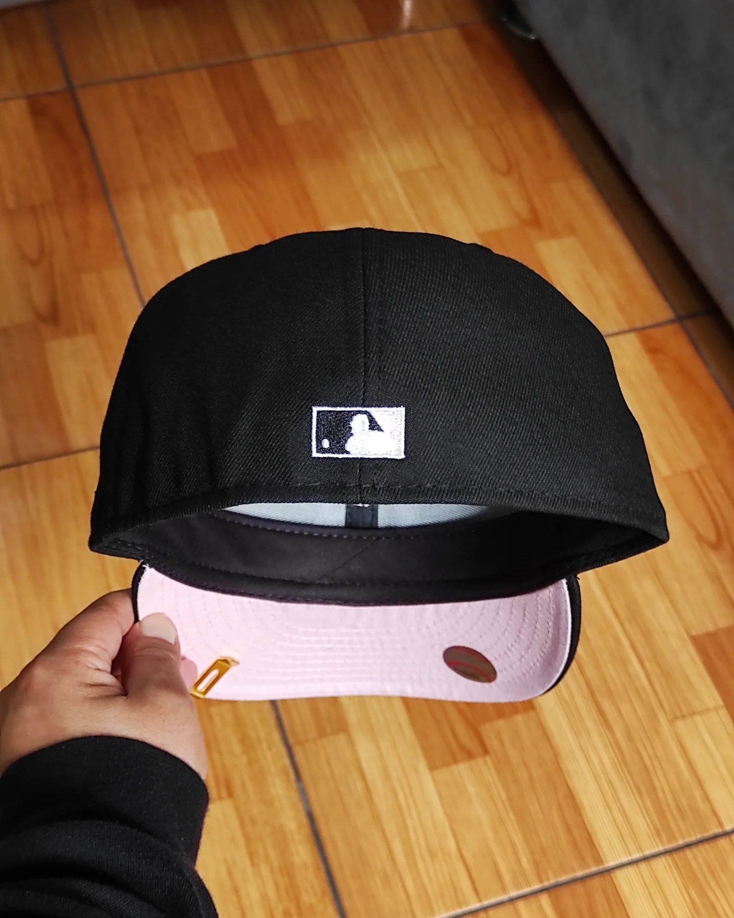 New Era New York Yankees World series 1999 black / pink  59fifty fitted