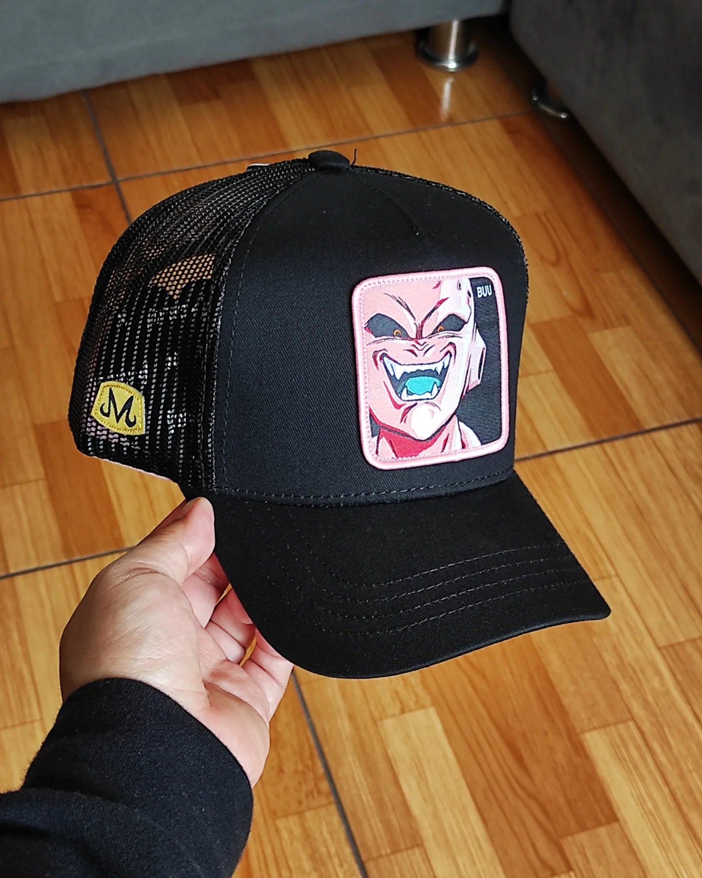 Gorra CAPSLAB Majin Boo Trucker