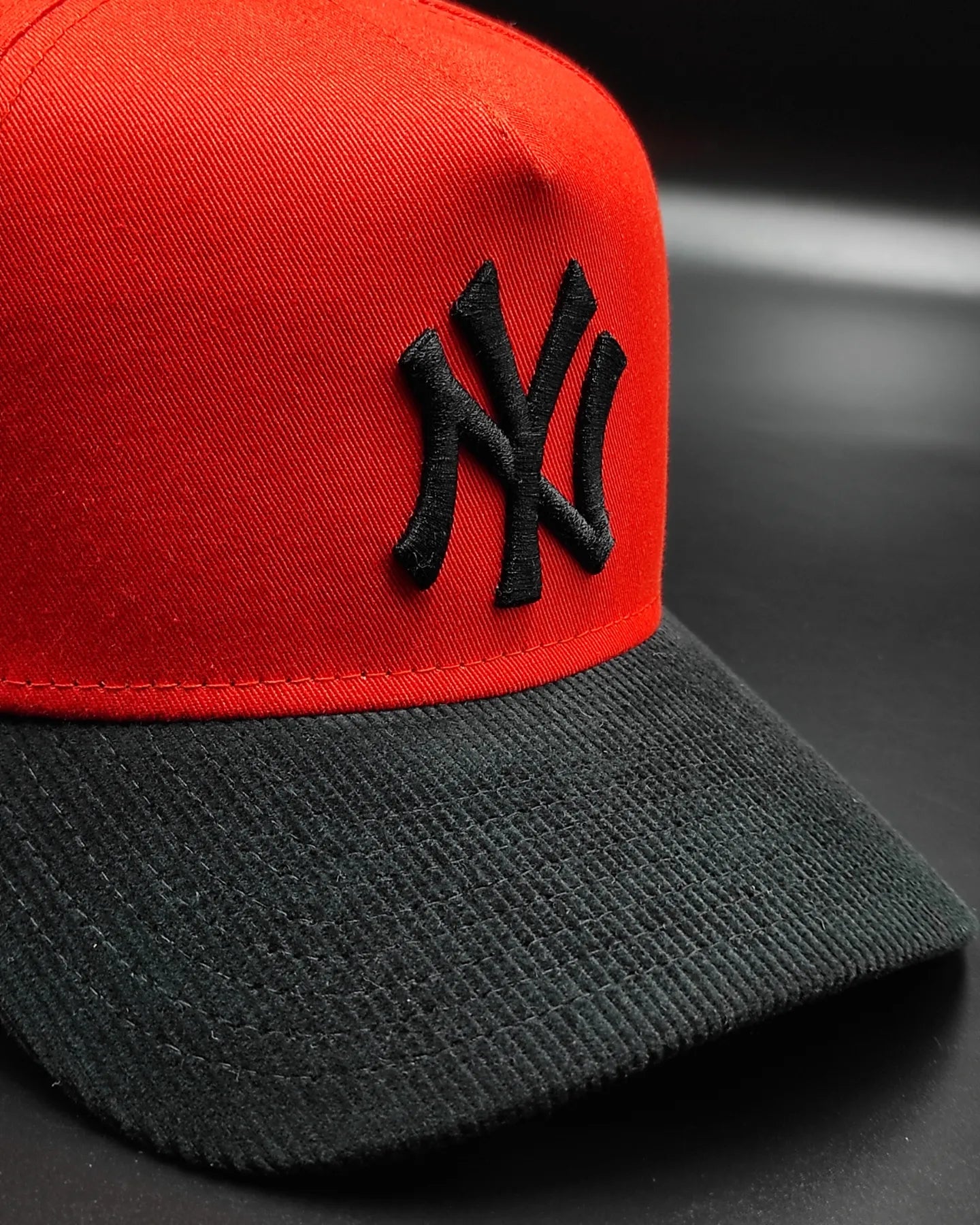 New Era New York Yankees naranja/ negro🎃 Corduroy 9 forty aframe Snapback