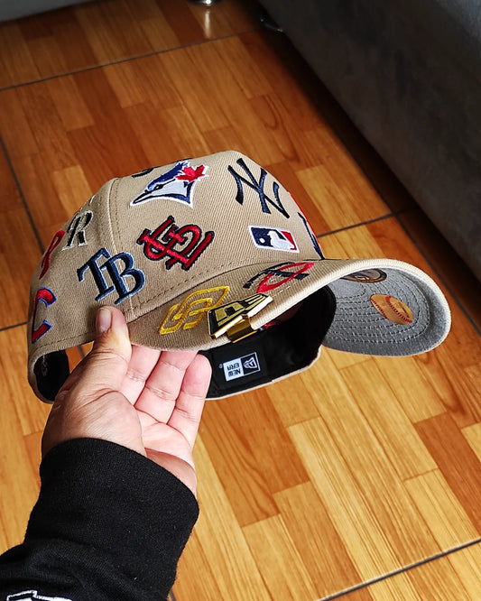 New Era MLB 'All Over' 9FORTY A-Frame Snapback