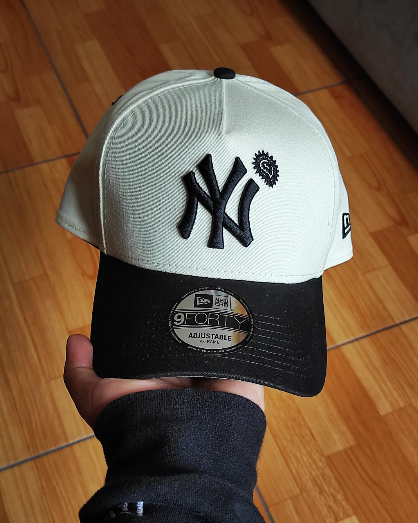 New Era New York Yankees paisley two tone 9forty a-frame snapback