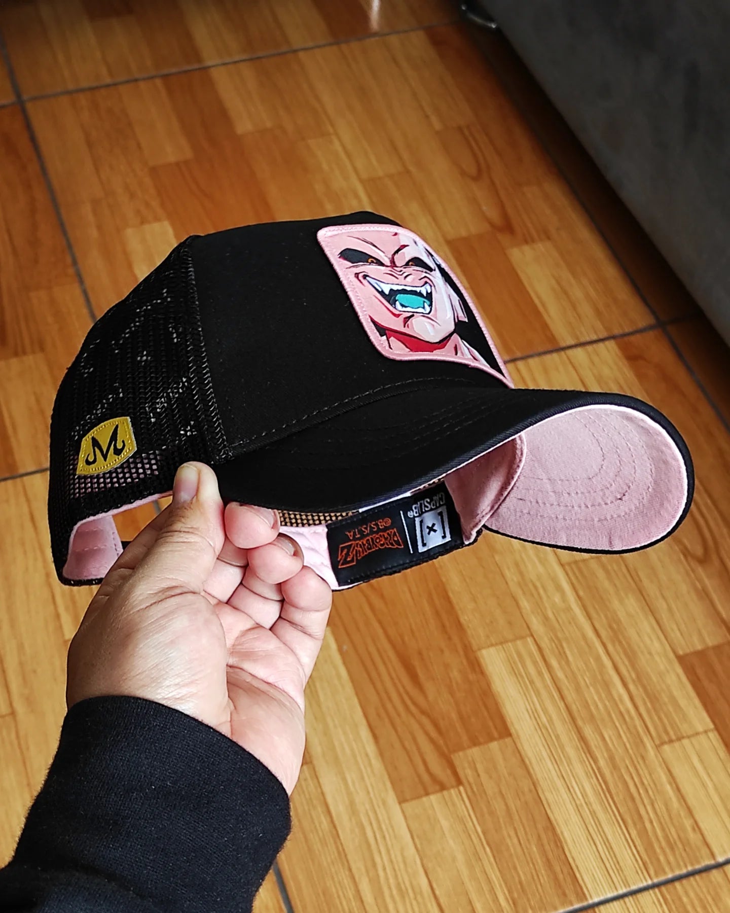 Gorra CAPSLAB Majin Boo Trucker