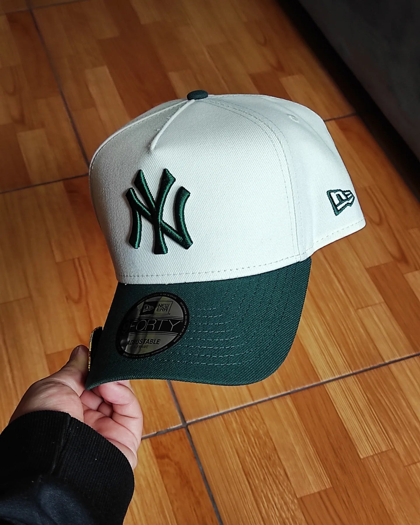 New Era New York Yankees  chrome dark green 9Forty Snapback Hat