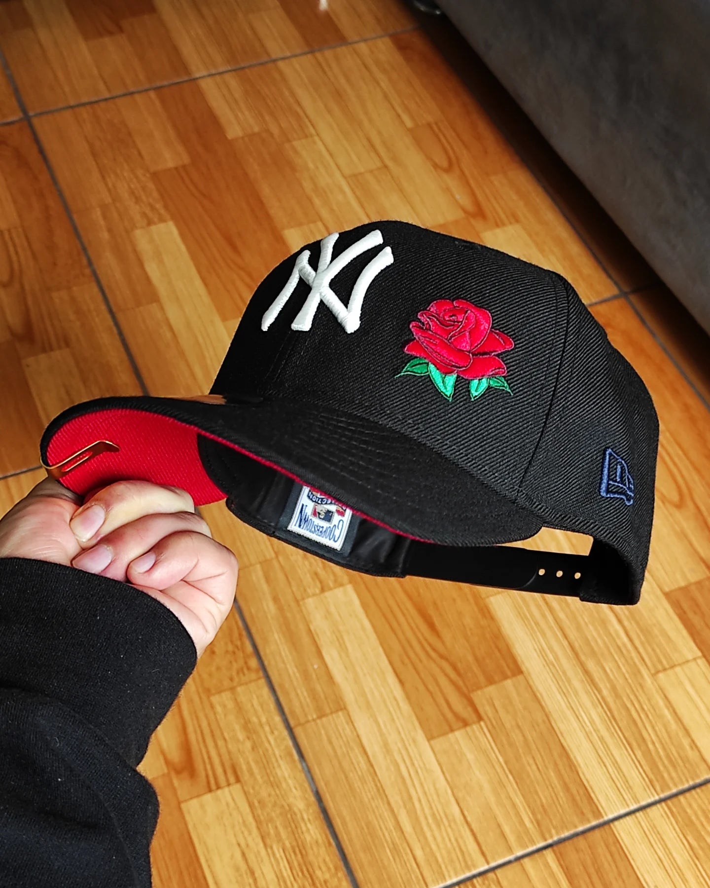 New Era New York Yankees 27world champions colección rose🌹black red 9fifty Snapback - glow in the dark 🔦