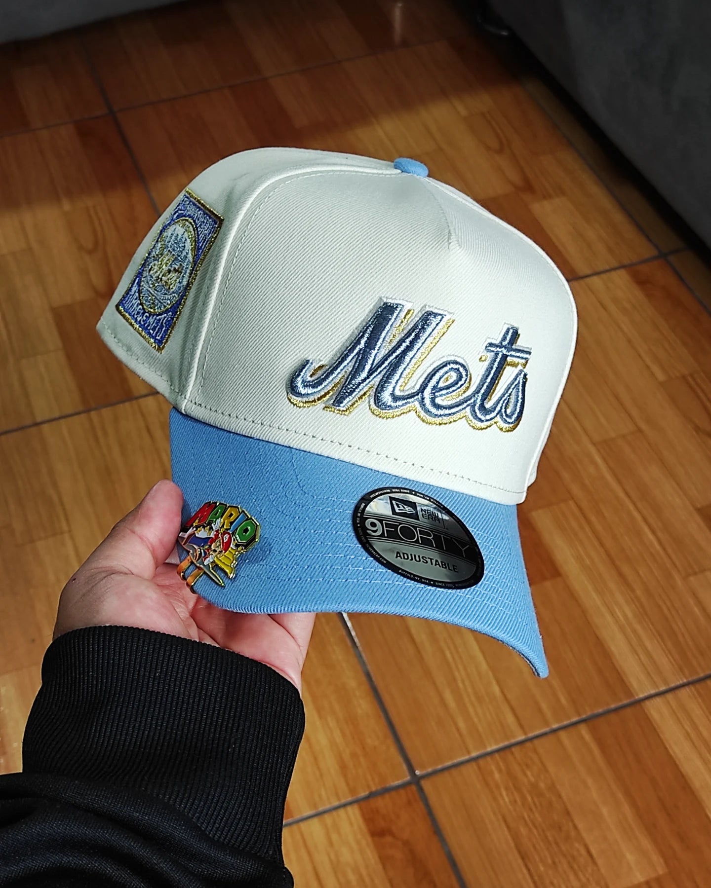 New Era New York Mets 25th Anniversary Chrome Gold Edition A Frame 9Forty Snapback Hat