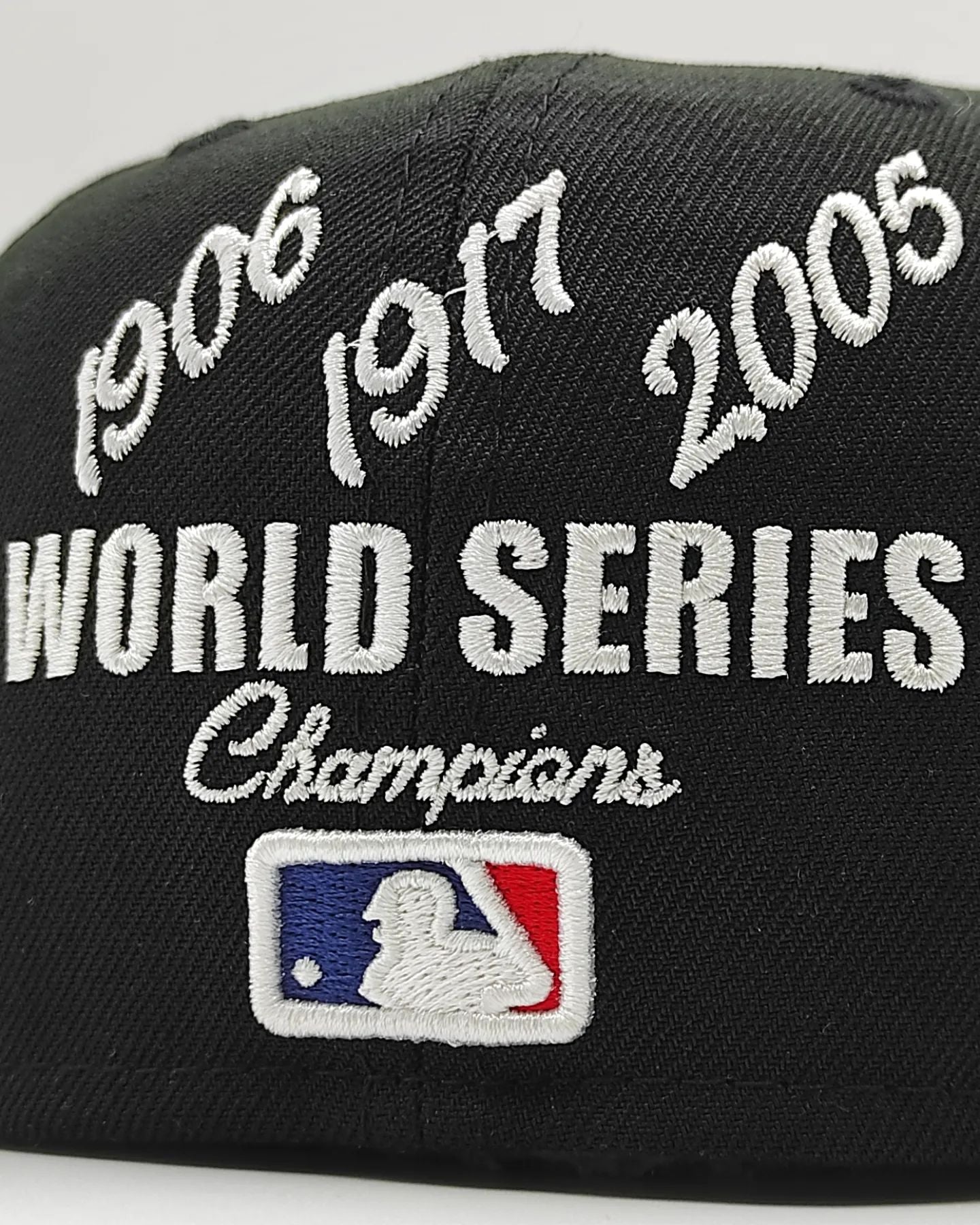 Chicago White Sox 3-Time Champions CROWN CHAMPS Exclusive New Era 59Fifty Fitted Hat - Black